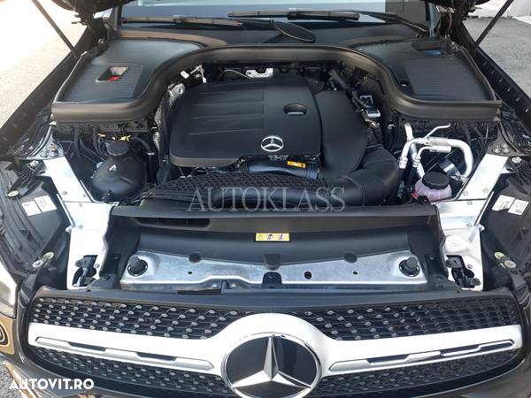 Mercedes-Benz GLC 200 4Matic 9G-TRONIC AMG Line Advanced - 17