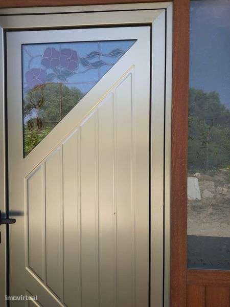 OPORTUNIDADE ÚNICA - Casa T4/T5 c/terreno - Grande imagem: 4/8