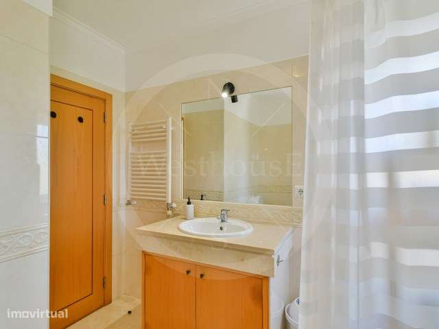 Apartamento T2 com 139m2 de área total em Torres Vedras-22