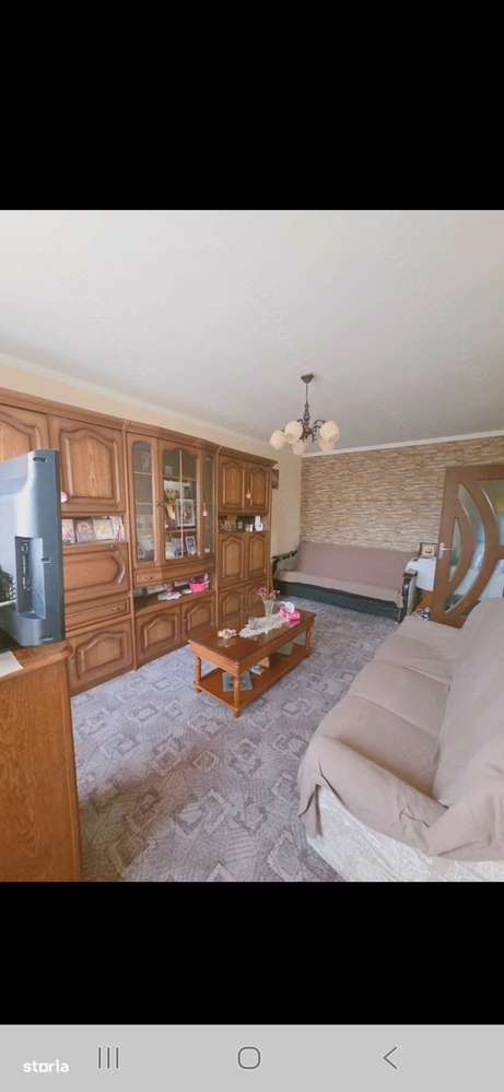 APARTAMENT DE VANZARE CU DOUA CAMERE IN ZONA COLINETA SEC.2