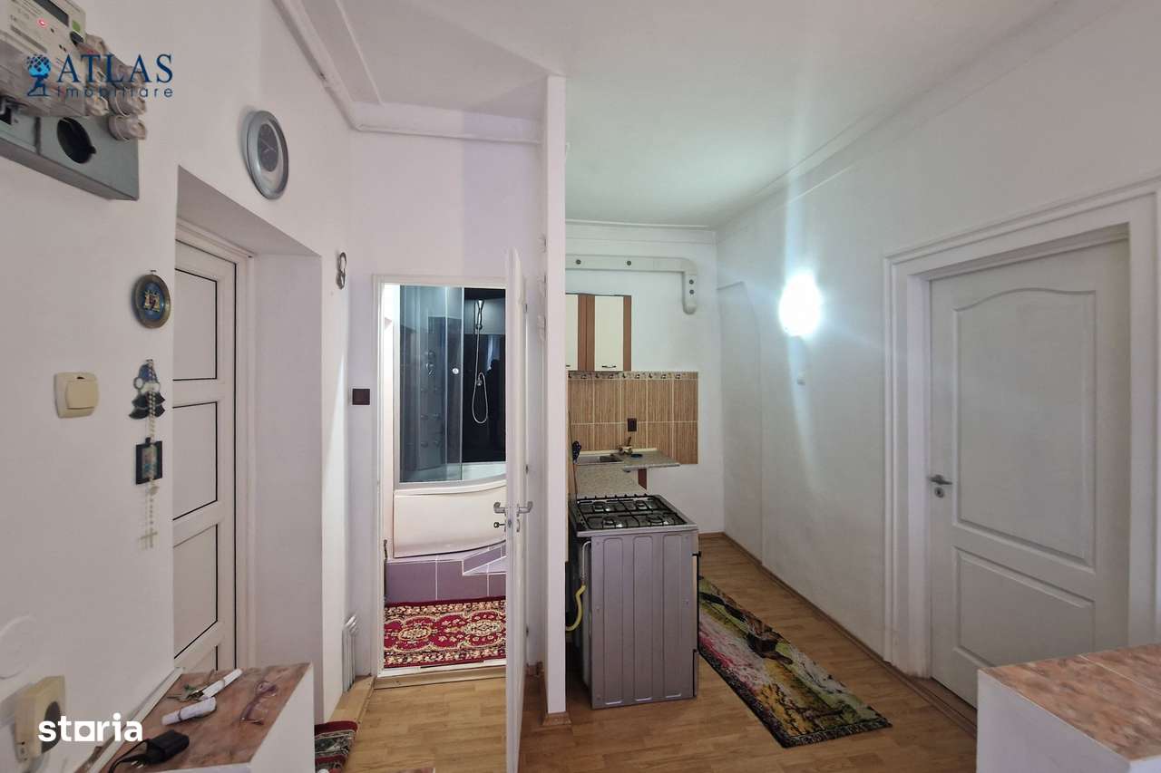 Piata Sfatului - Piata Brassai, 2 accese, vedere padure, comision 0%-7