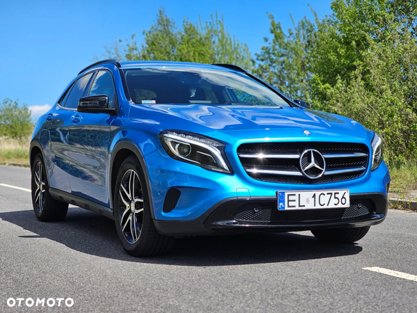 Mercedes-Benz GLA - 2