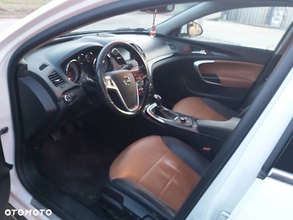 Opel Insignia 2.0 CDTI Cosmo 4x4 - 22