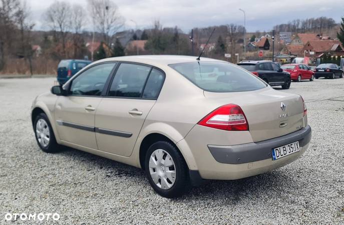 Renault Megane II 1.6 16V Alize - 5