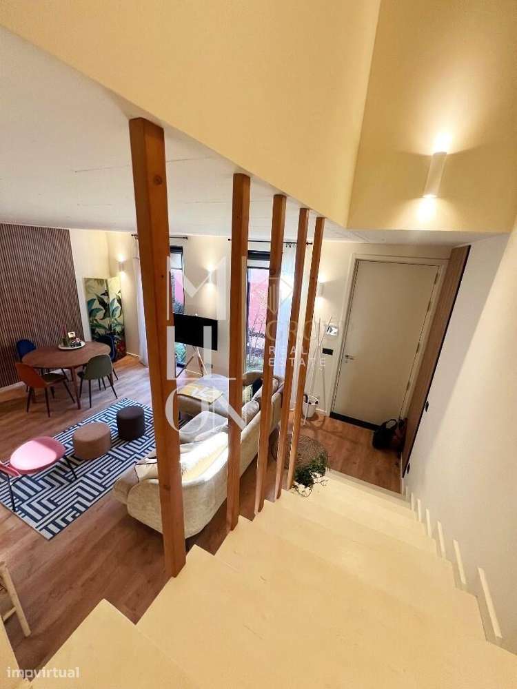 Moradia T3 Triplex com jardim privativo em condomínio fechado na Baixa - Grande imagem: 4/38