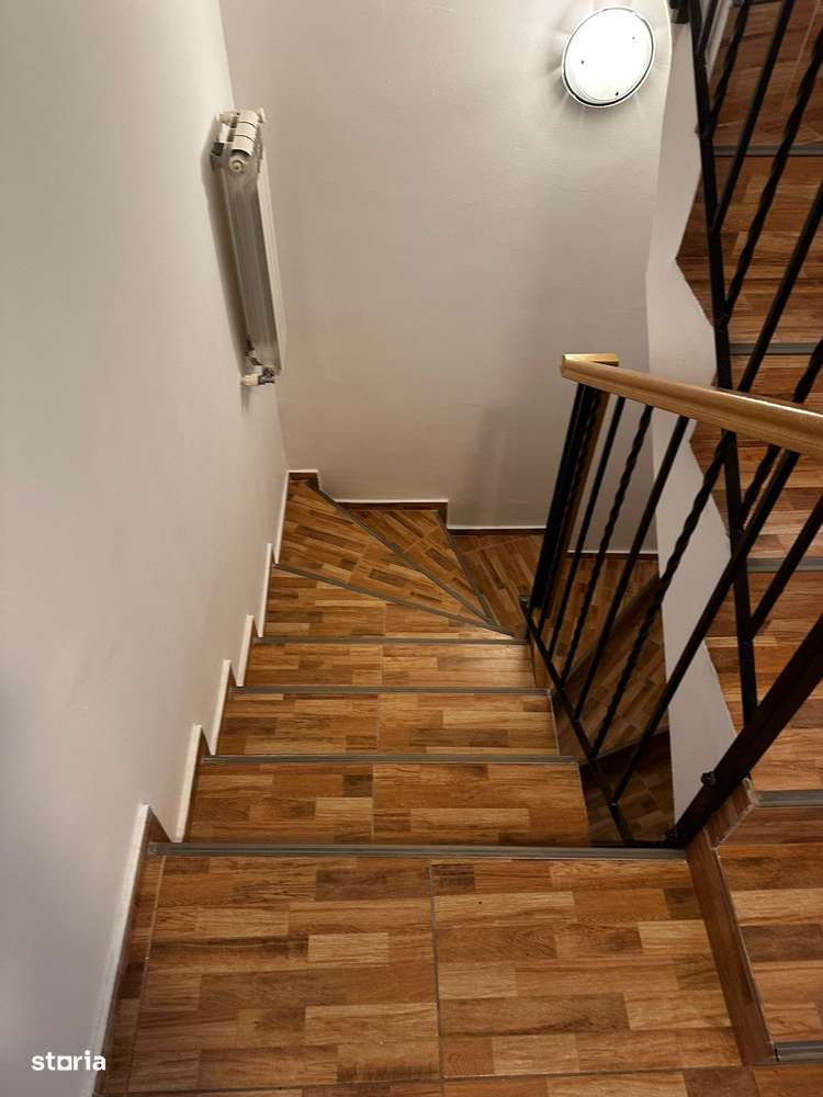 Vila P+1+M  Berceni - Aparatorii Patriei  6 camere - Imagine principală: 4/20