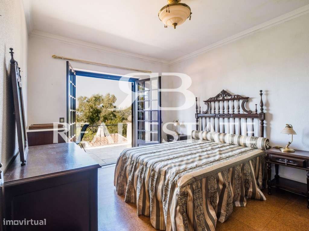 CASA T5 + JARDIM +VISTA + ADEGA + GARAGEM |ANEXO - V.N.AZEITÃO-5