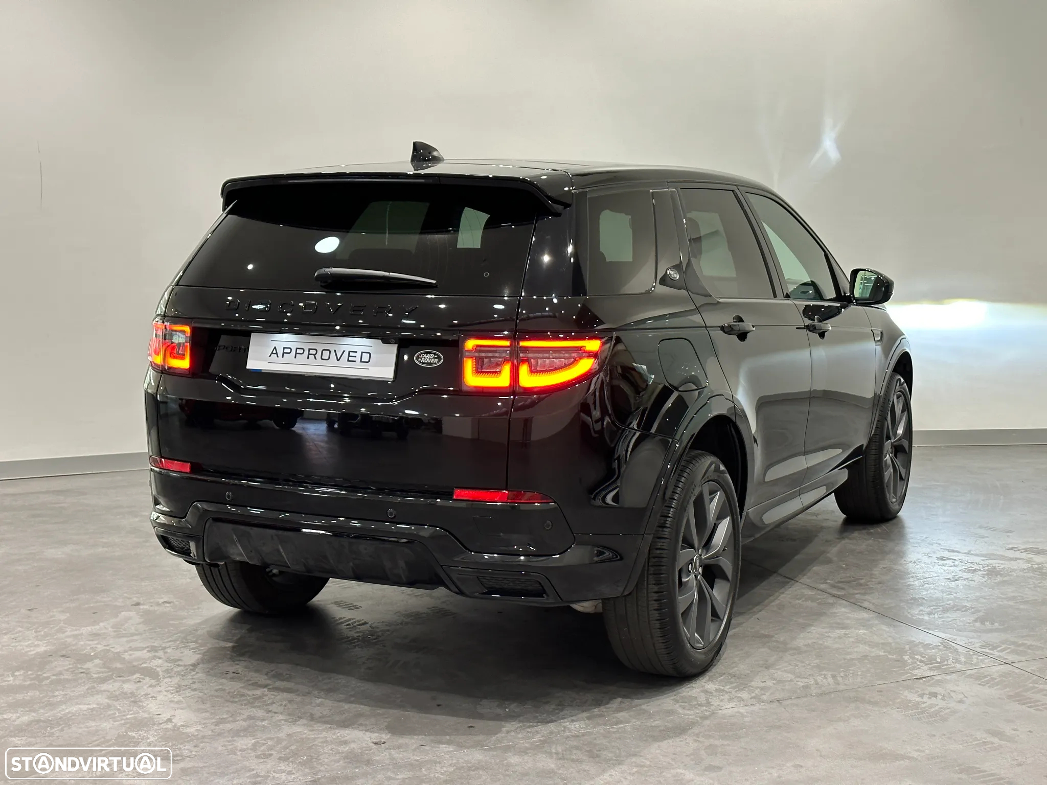 Land Rover Discovery Sport 2.0 D165 R-Dynamic SE - 5