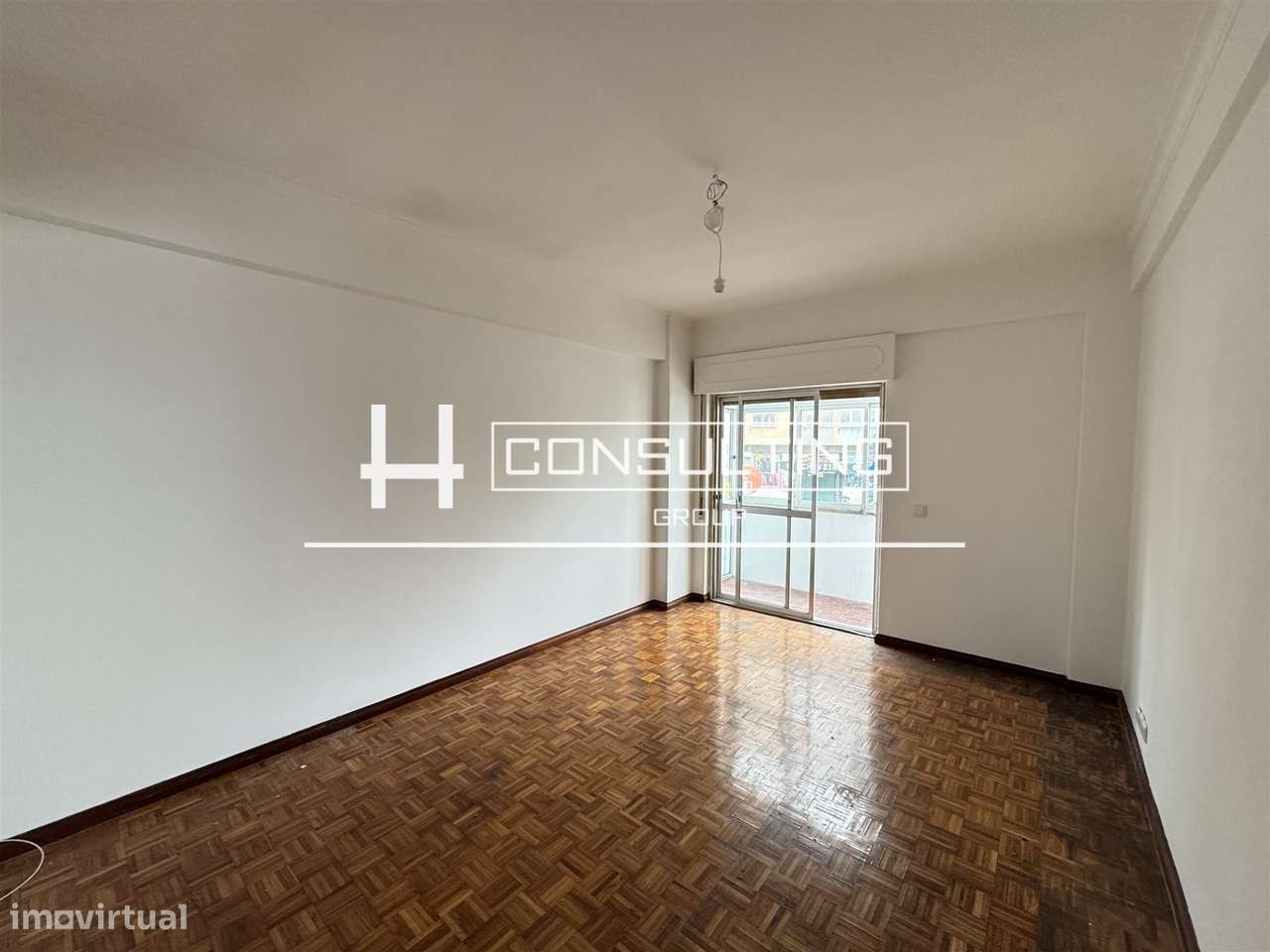 Apartamento T3 Venda em Mina de Água,Amadora-9