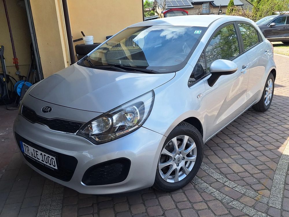 Kia Rio III 1.4 Dream Team Edition 2014