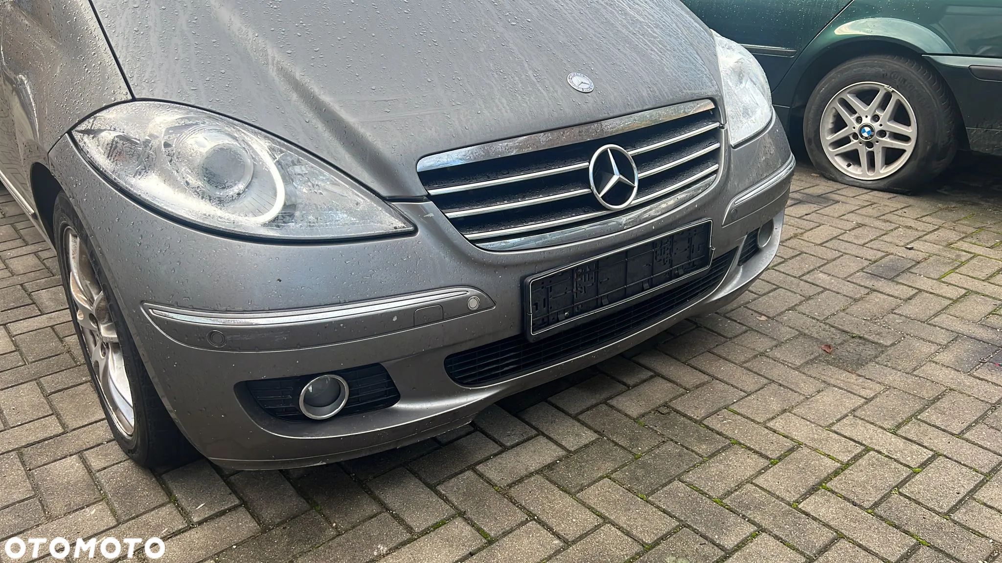 Mercedes A-klasa w169 grill atrapa - 1