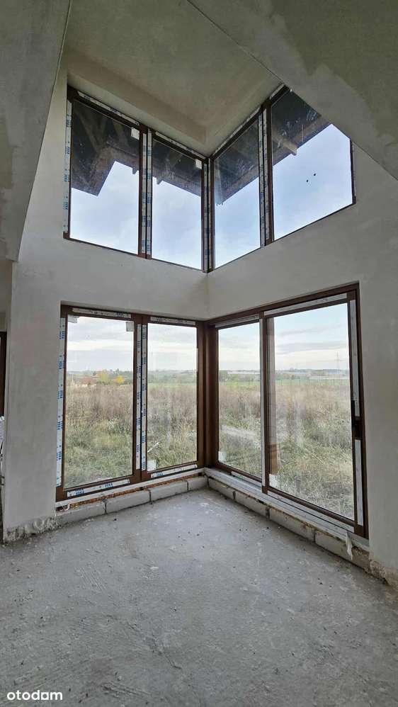 Urokliwa willa pod miastem-17