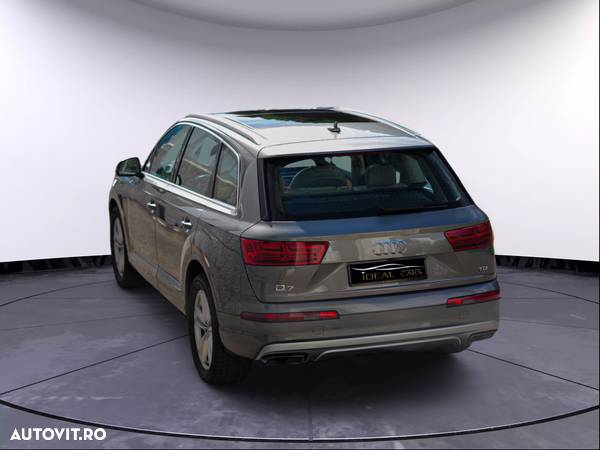 Audi Q7 3.0 TDI Quattro Tiptronic - 6