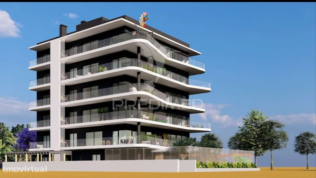 Terreno para construção de Apartamentos de Luxo em Loulé com projeto - Grande imagem: 3/17