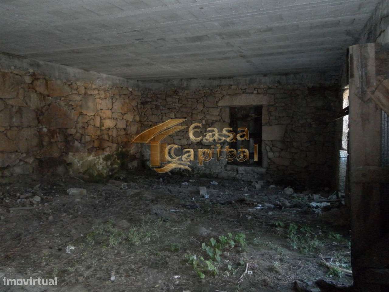 Moradia para Reconstruir com Terreno - Grande imagem: 2/9