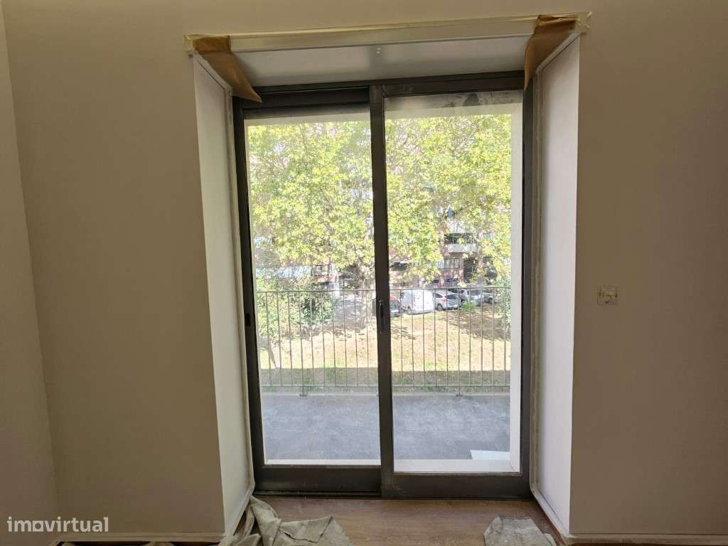 Apartamento T3 Totalmente Renovado - Centro de Braga-11