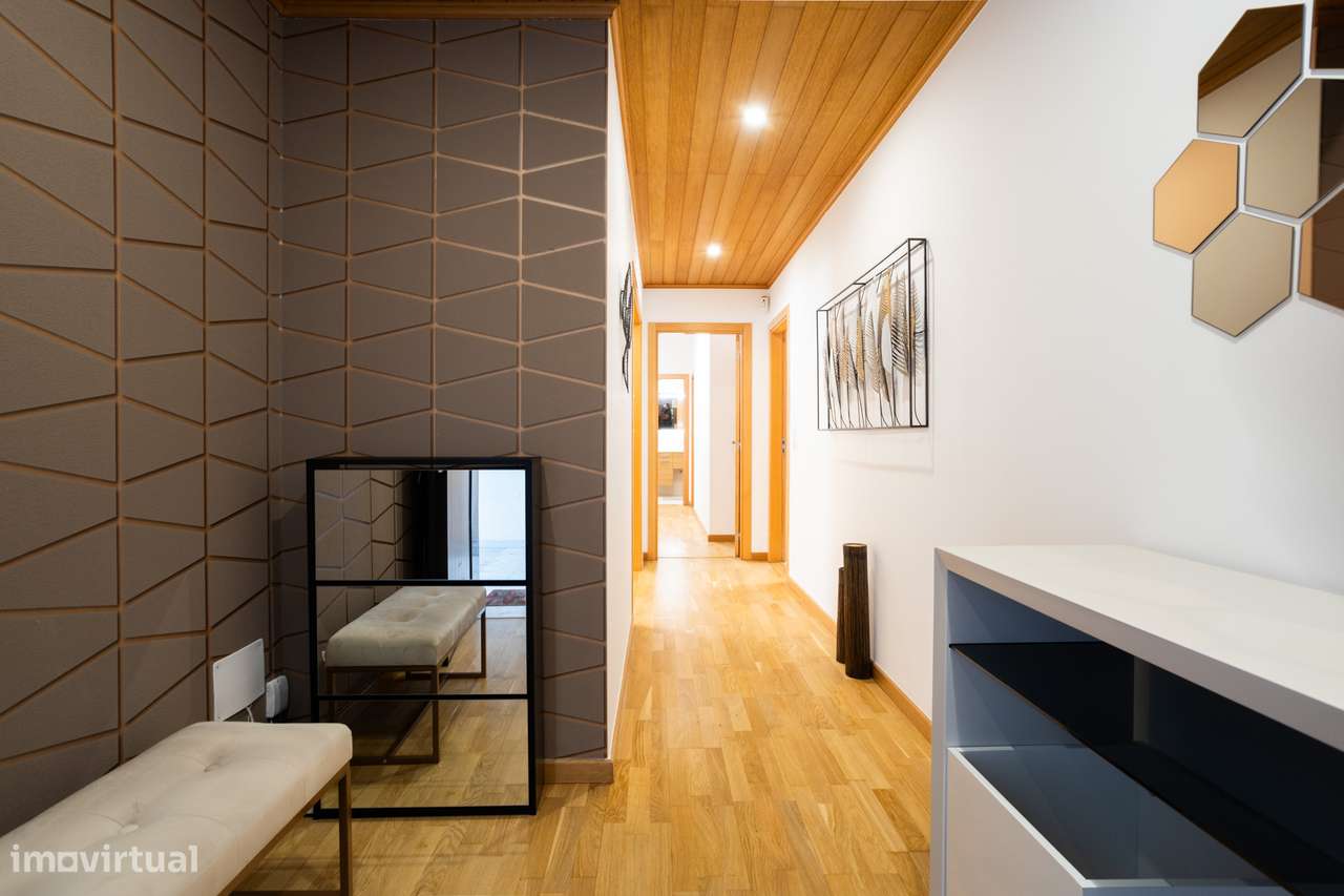 Descubra o Lar Perfeito: Apartamento T3 com Piscina e Jardim em Condom-30