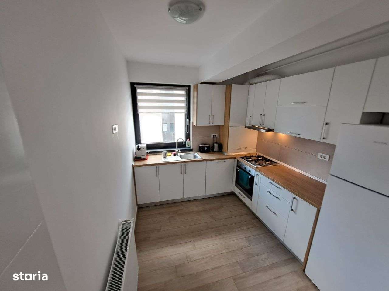 Apartament cu 2 camere structura mare zona Tractorul Coresi-11