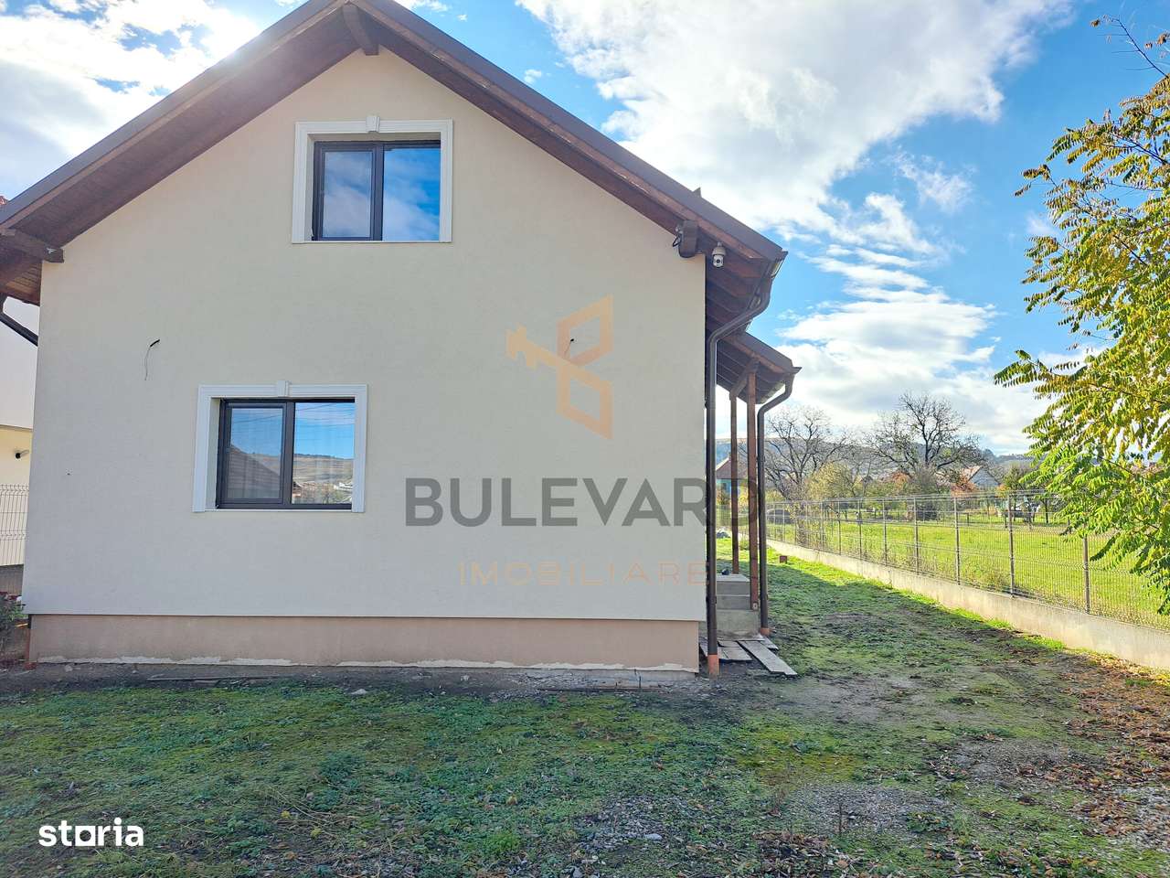 Casa noua + atelier 49 mp + teren 1030 mp!-4