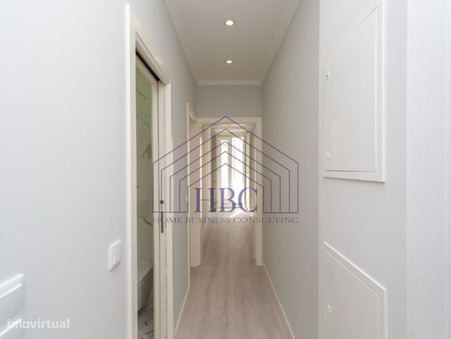 APARTAMENTO T2 RENOVADO, PRÓXIMO DO JARDIM DO PRÍNCIPE REAL-12