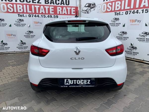 Renault Clio 1.2 16V 75 Collection - 14