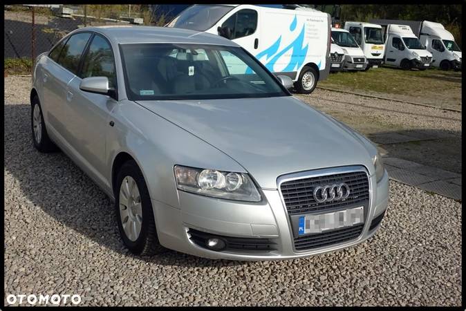 Audi A6 2.4 - 25