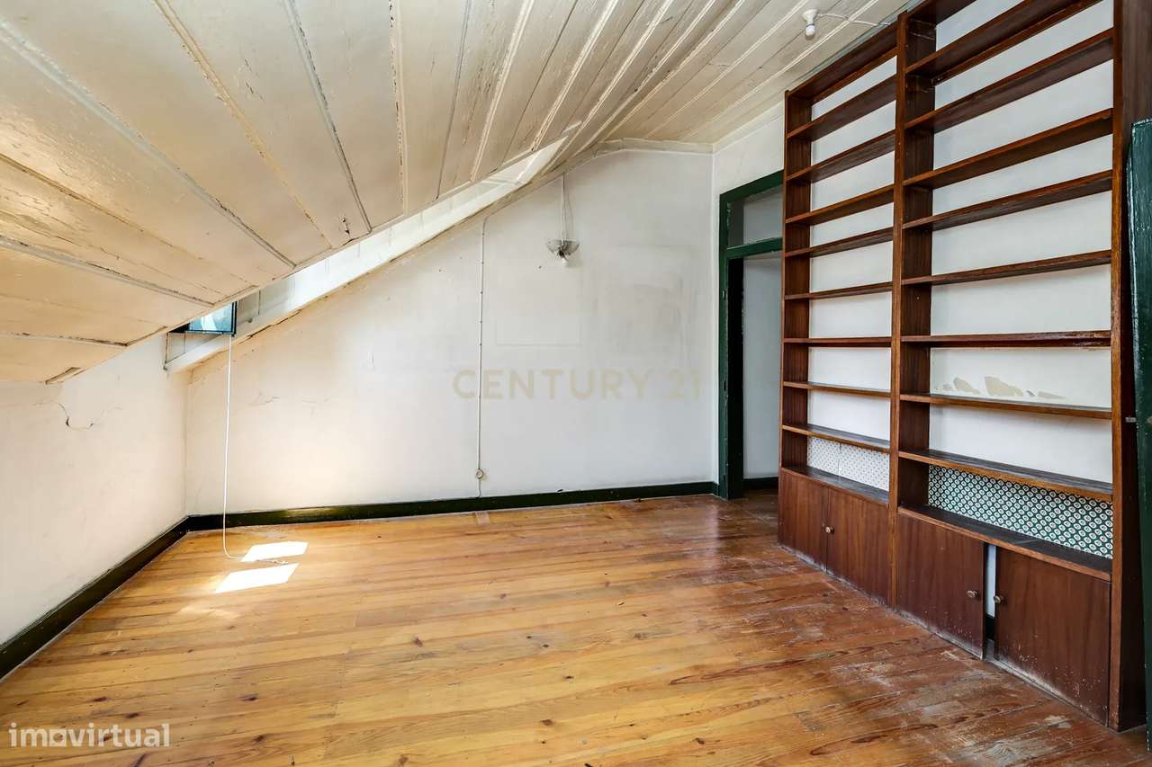 Apartamento T2 Na Lapa, Lisboa-12