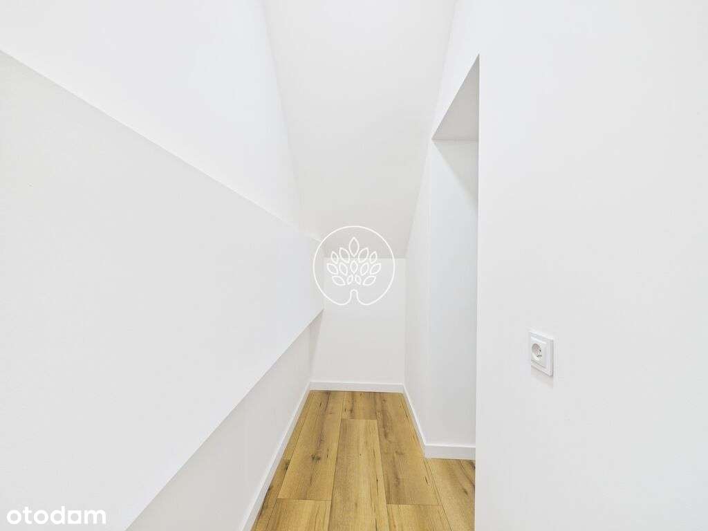 M3 z ogródkiem, dwoma garderobami i parkingiem-13