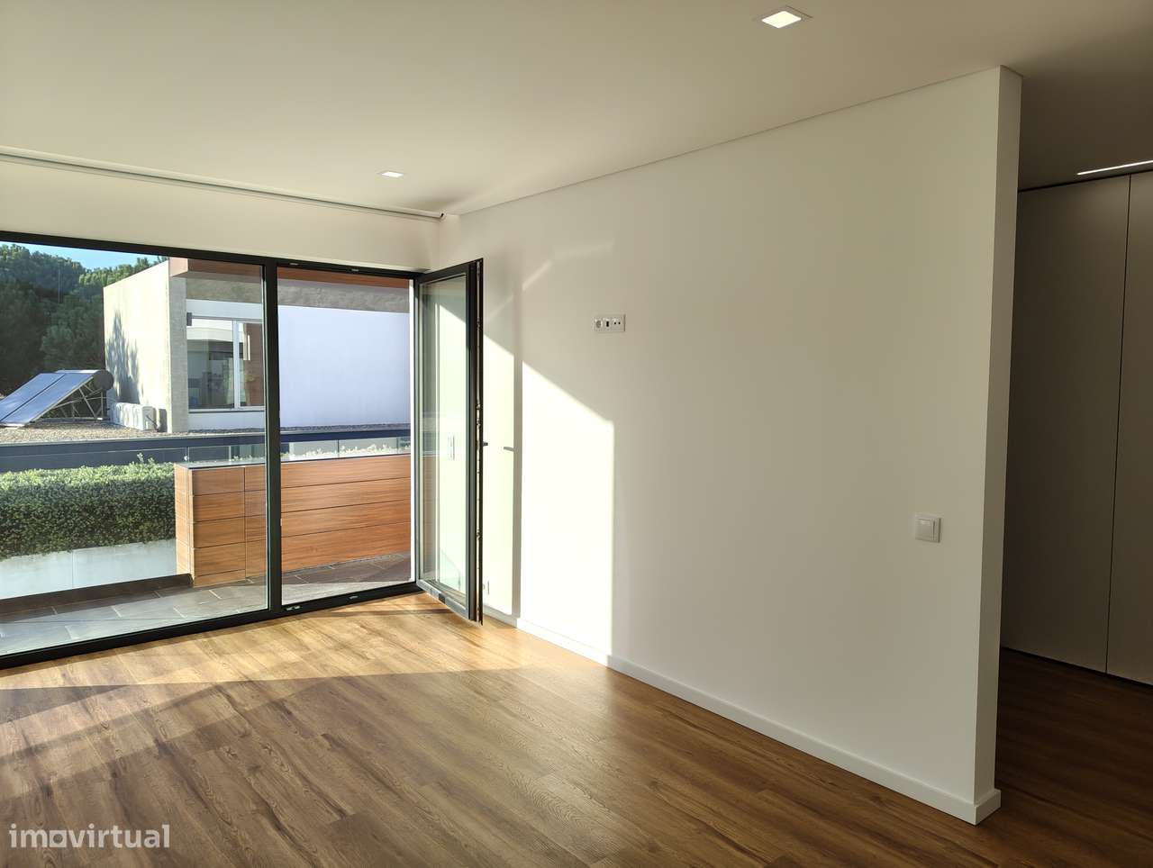 MORADIA de LUXO - PRONTA HABITAR - PRAIA SALGUEIROS - CANIDELO-18