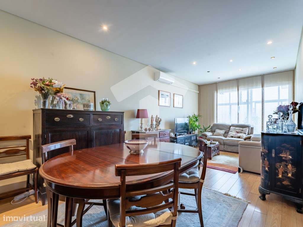 Apartamento T3 Luminoso com Varandas e Marquise no Bonfim - Junto a...-0