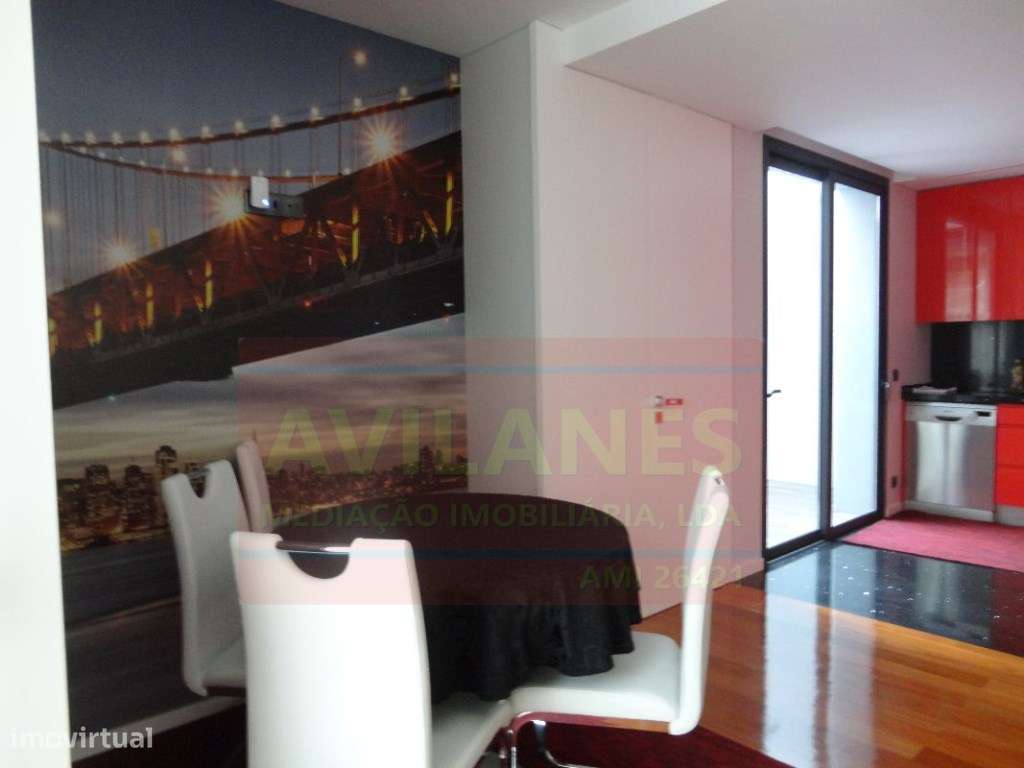 MOR C/ PISCINA - LOBÃO-5