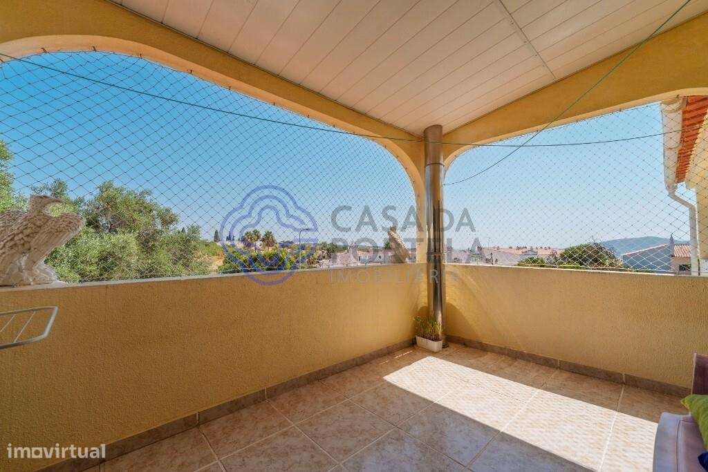 Magnífica Moradia T3 com Vista Mar e Localização Estratégica – Loulé-18