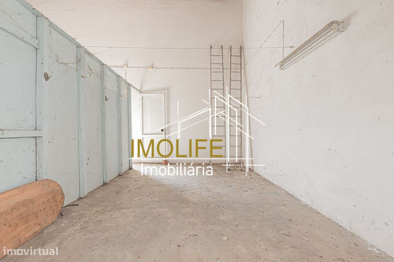 Armazém para venda em Cabeção-31