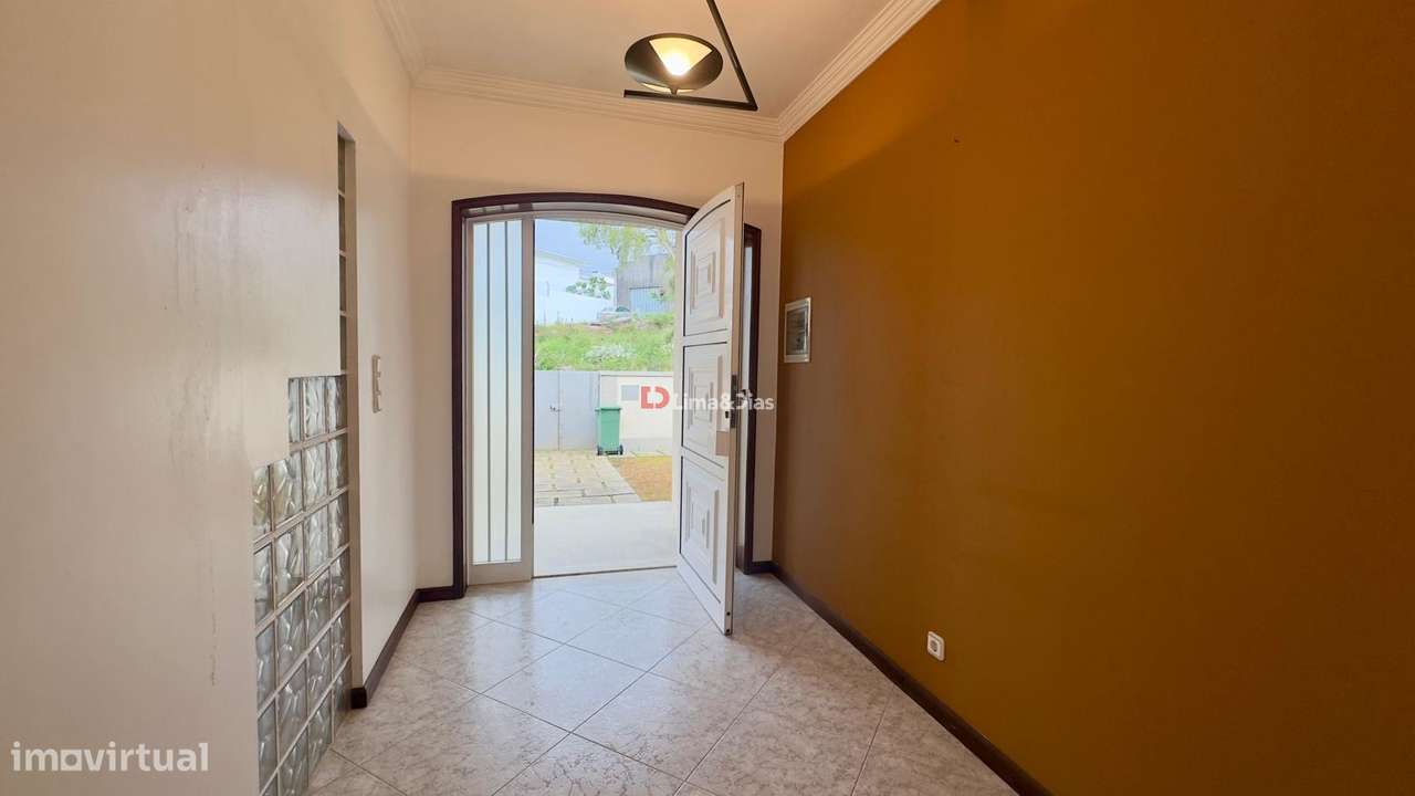 Moradia Isolada T4 Venda em Santa Maria da Feira, Travanca, Sanfins e-33