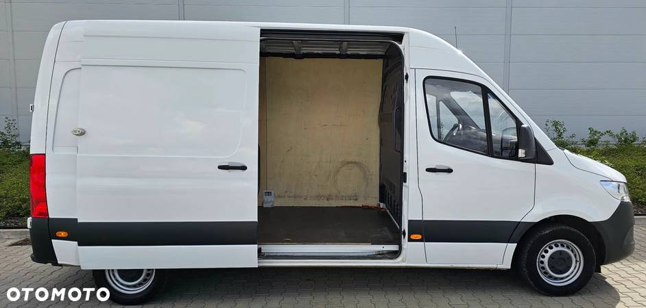 Mercedes-Benz SPRINTER - 6