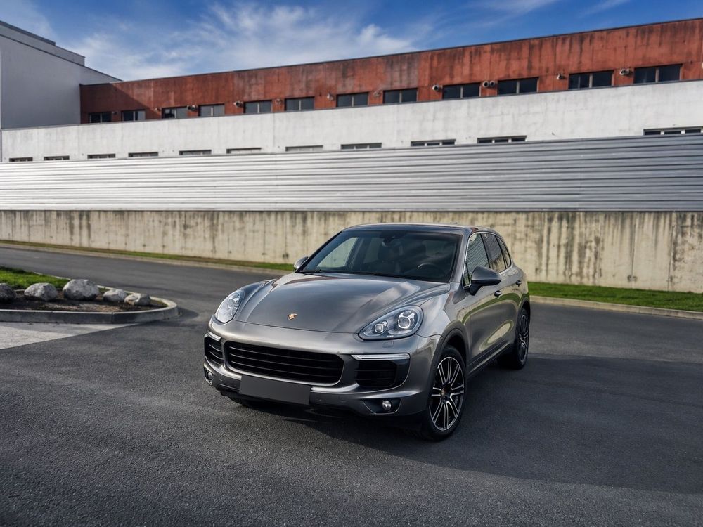 Porsche Cayenne 3.0 L 2016