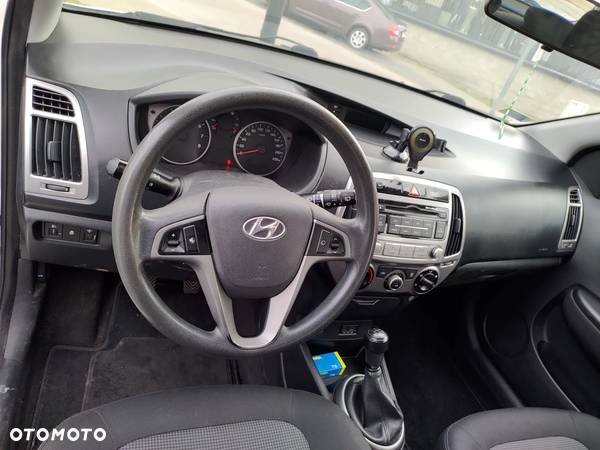 Hyundai i20 - 6