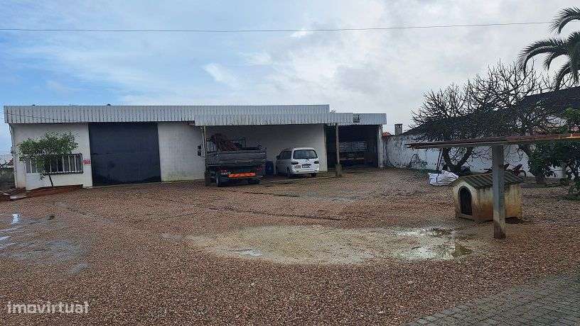 Excelente local habitacional-44