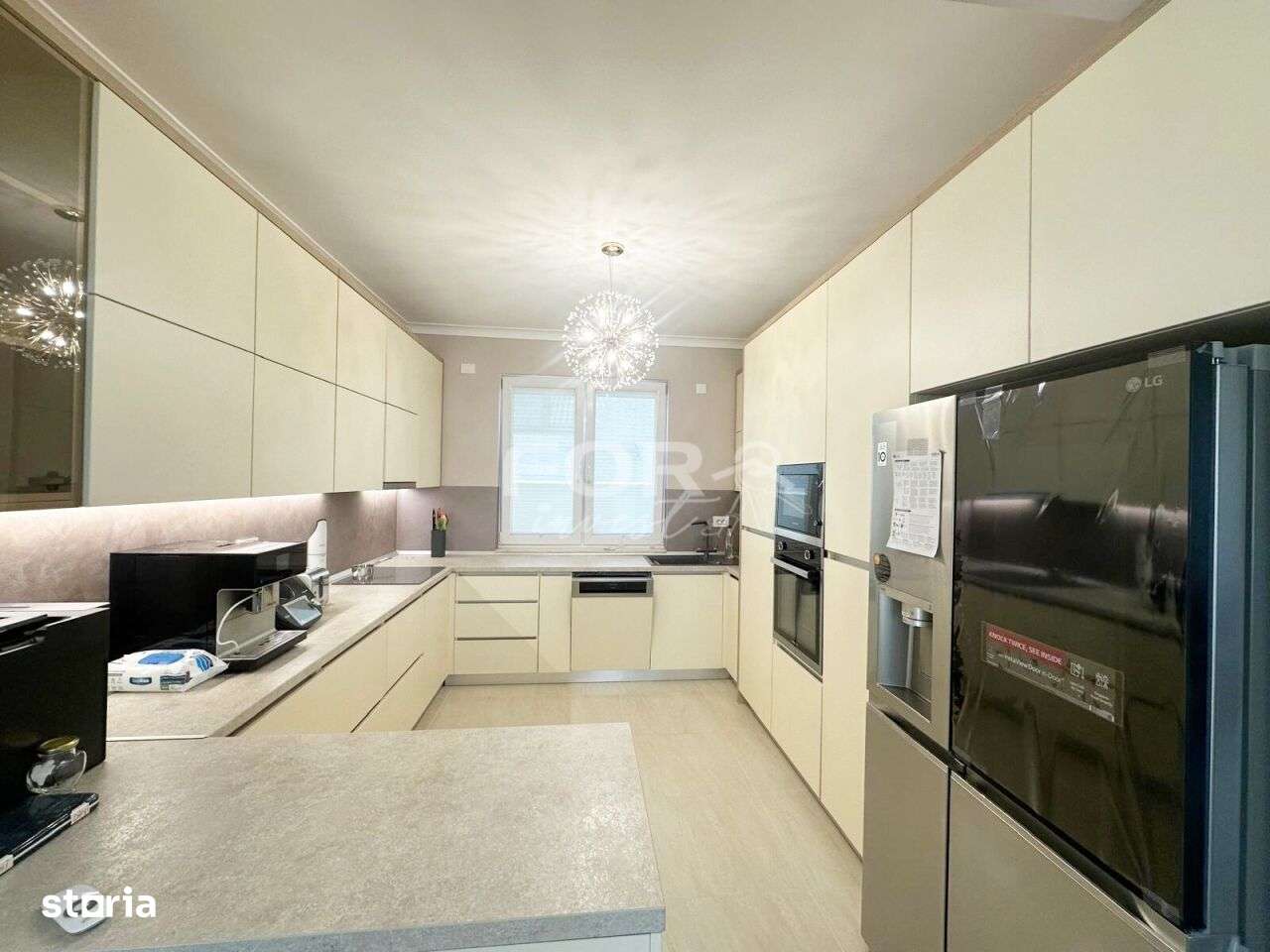 Casa moderna cu 4 camere de vanzare strada Piersicilor,  Oncea-8