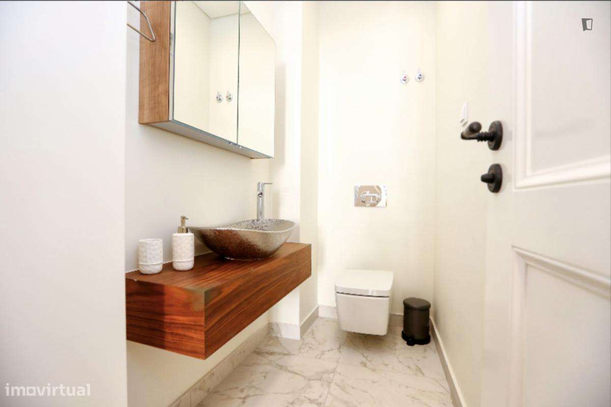 Apartamento com 2 quartos - localizado em Baixa Lisbon - Grande imagem: 5/9