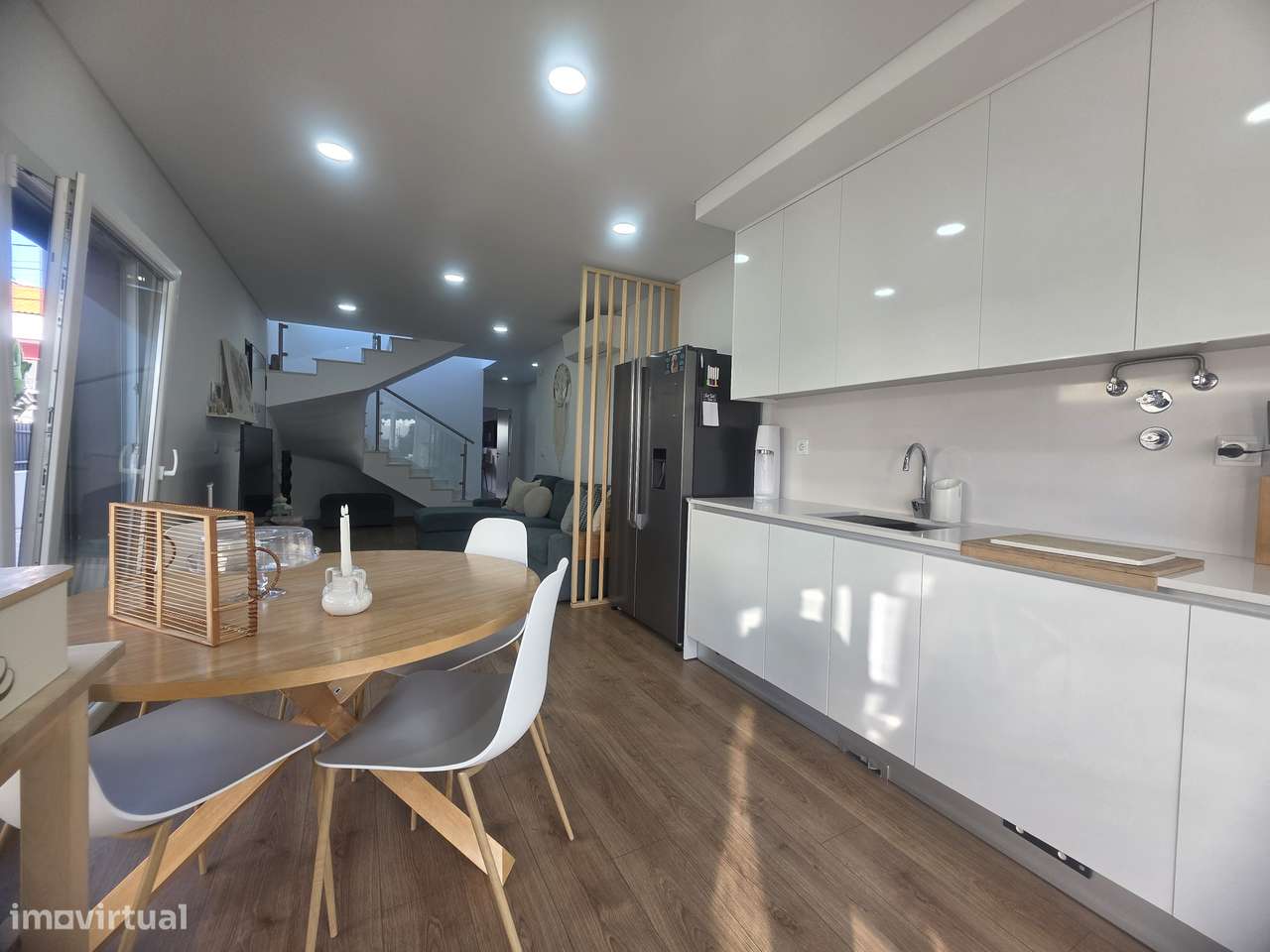 Magnifica Moradia T3 em Redondos - Fernão Ferro - Grande imagem: 4/60