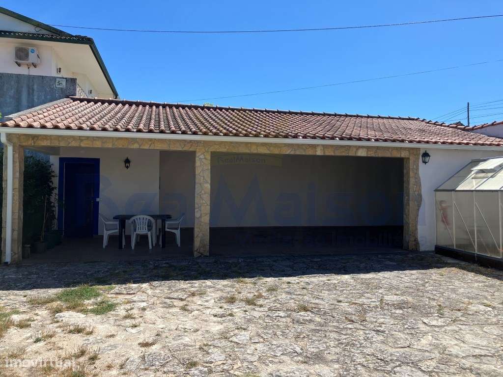 Moradia térrea independente com Piscina e Jardim - Arneiro das Milh...-31