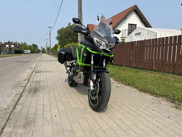 alt