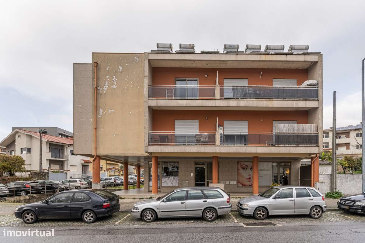 Apartamento T1 junto à Universidade do Minho - Grande imagem: 2/22