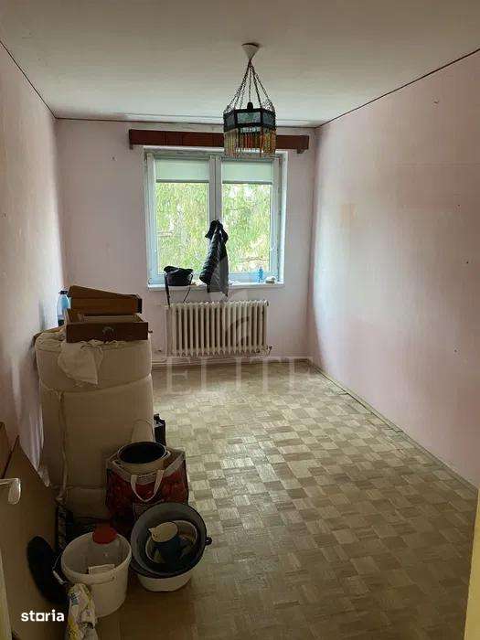 Apartament 3 camere în zona SCARISOARA - Imagine principală: 2/8