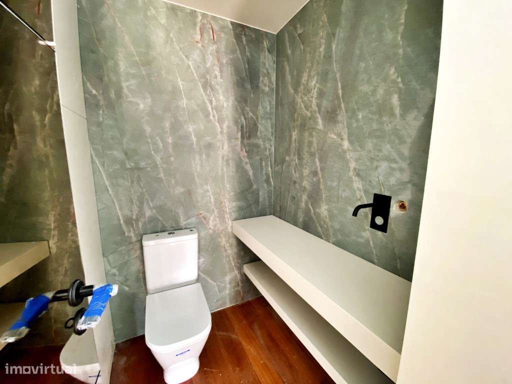 Moradia com elevador no centro da Trofa-27