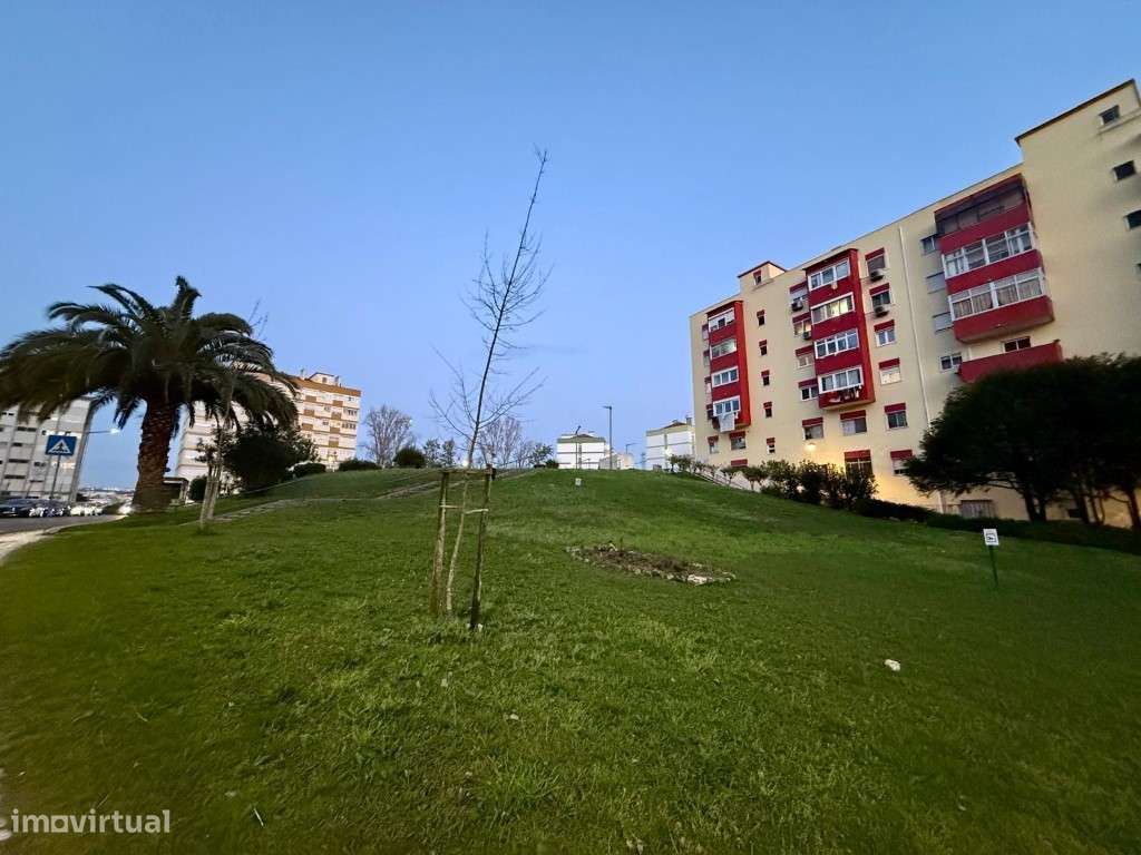 Apartamento T2 em Odivelas-16