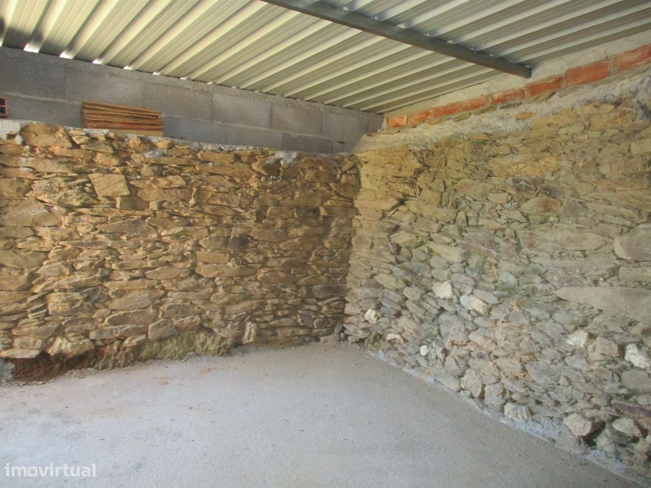 construção de pedra, terreno, - Grande imagem: 5/10