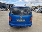 Dezmembrari / Dezmembrez Volkswagen Touran 1.9 AVQ cutie 6 trepte FYG culoare LA5X - 2