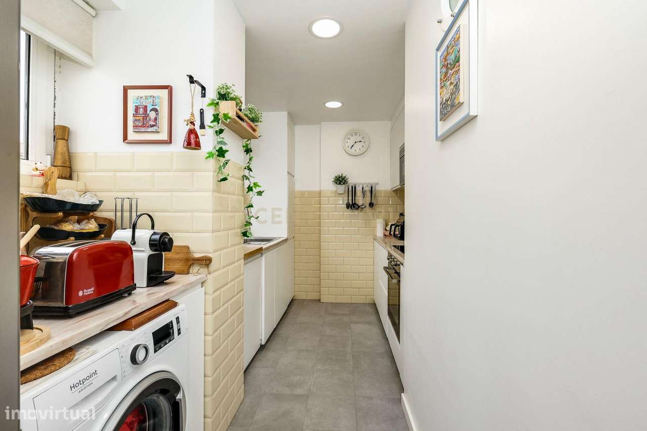 Apartamento T3 Luminoso com Logradouro-12